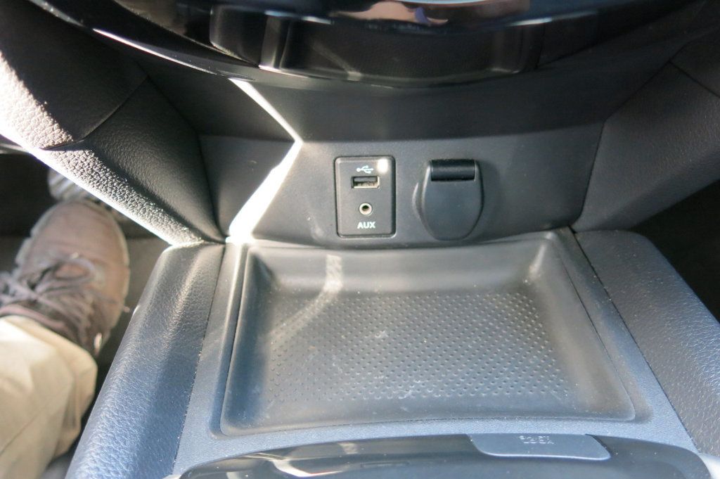 2015 Nissan Rogue AWD 4dr SV - 23069072 - 27