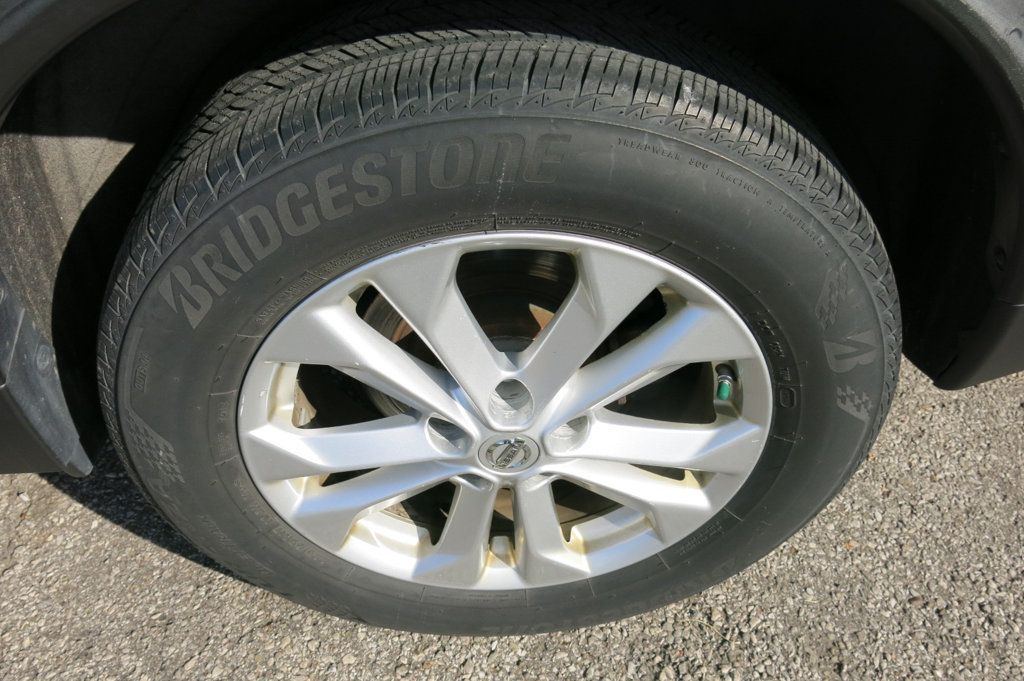 2015 Nissan Rogue AWD 4dr SV - 23069072 - 32