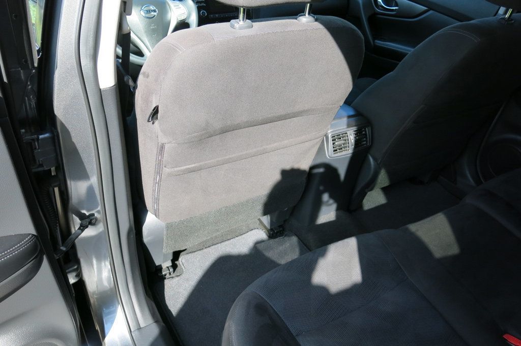 2015 Nissan Rogue AWD 4dr SV - 23069072 - 42
