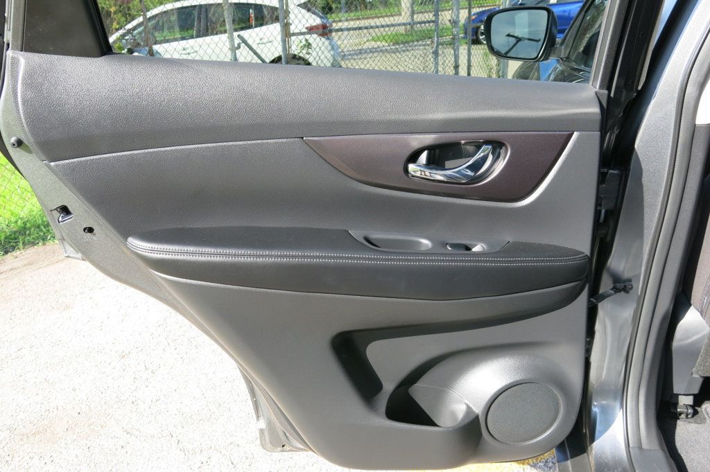 2015 Nissan Rogue AWD 4dr SV - 23069072 - 48