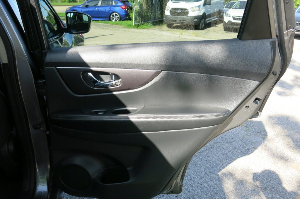 2015 Nissan Rogue AWD 4dr SV - 23069072 - 49