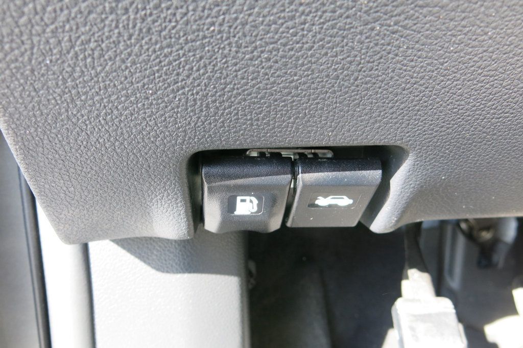 2015 Nissan Rogue AWD 4dr SV - 23069072 - 60