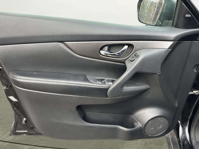 2015 Nissan Rogue AWD 4dr SV - 22975305 - 13