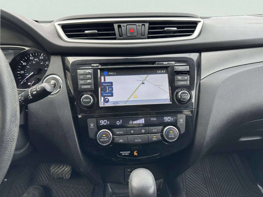 2015 Nissan Rogue AWD 4dr SV - 22975305 - 28