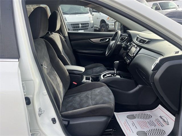 2015 Nissan Rogue AWD 4dr SV - 22963791 - 18