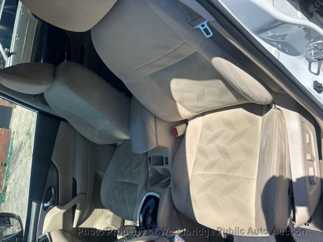 2015 Nissan Rogue FWD 4dr SV - 23055552 - 6