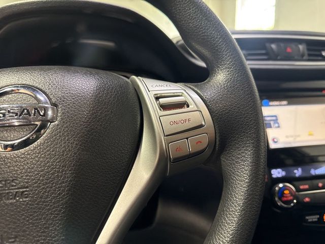 2015 Nissan Rogue FWD 4dr SV - 23031150 - 10