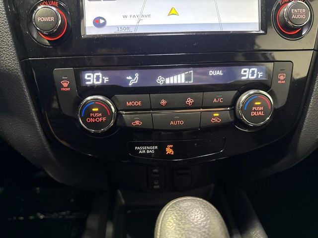 2015 Nissan Rogue FWD 4dr SV - 23031150 - 17