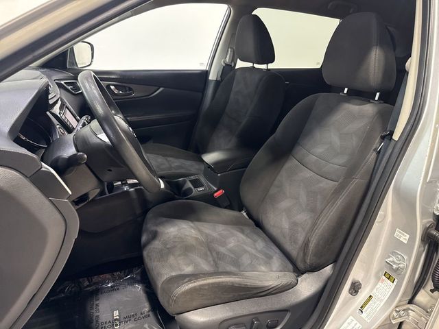 2015 Nissan Rogue FWD 4dr SV - 23031150 - 22