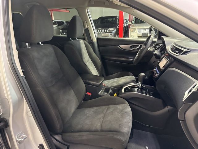 2015 Nissan Rogue FWD 4dr SV - 23031150 - 38