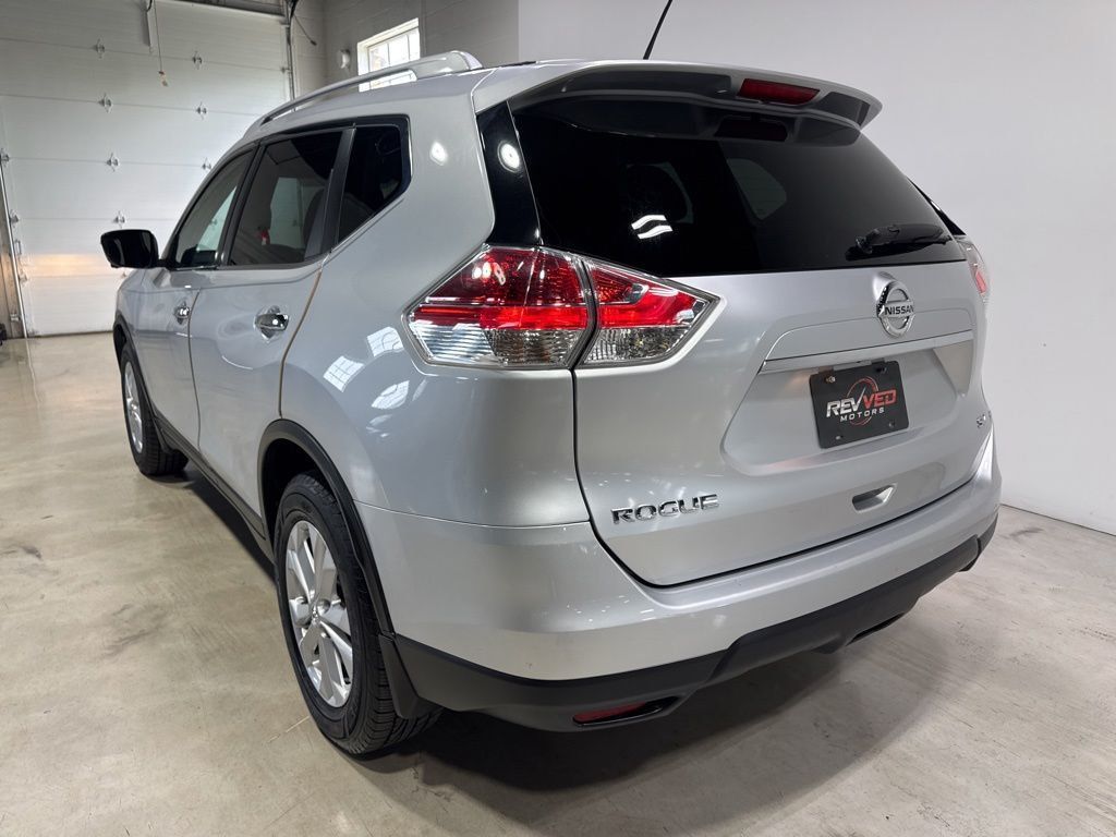 2015 Nissan Rogue FWD 4dr SV - 23031150 - 4