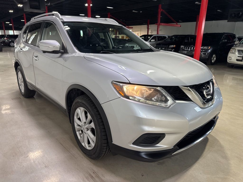 2015 Nissan Rogue FWD 4dr SV - 23031150 - 7