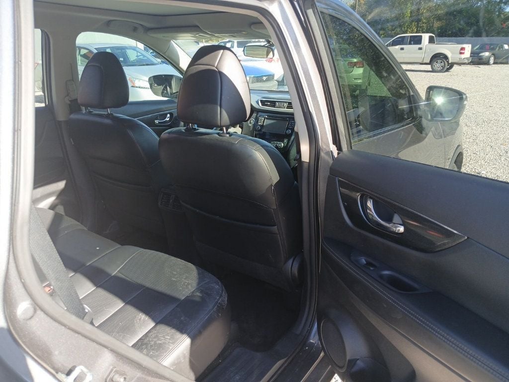 2015 Nissan Rogue S - 22933678 - 19