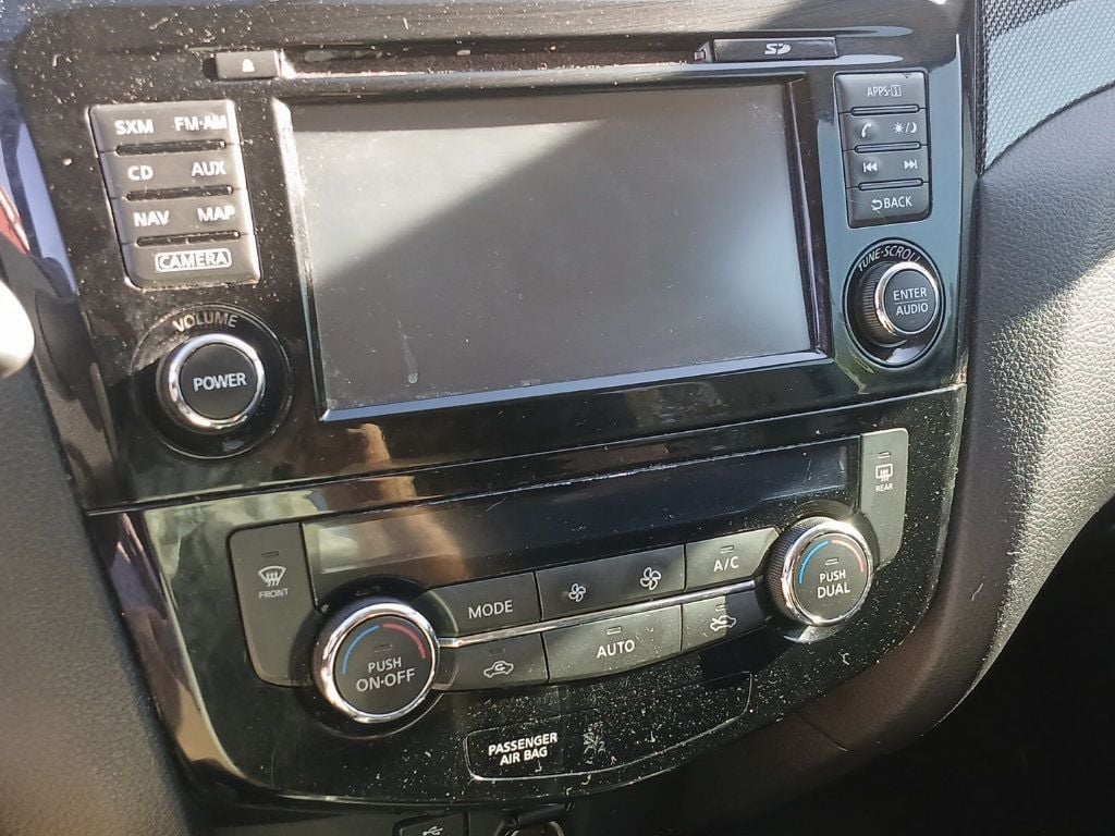 2015 Nissan Rogue S - 22933678 - 7