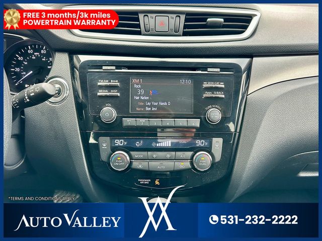 2015 Nissan Rogue SV Sport Utility 4D - 22969283 - 30