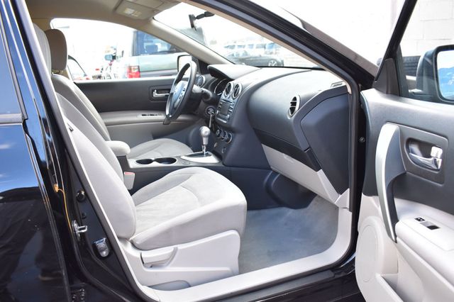 2015 Nissan Rogue Select AWD 4dr S - 22968554 - 18