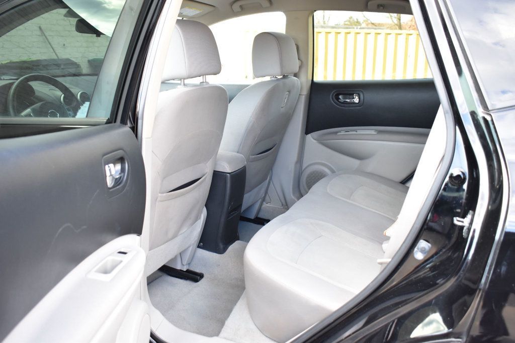 2015 Nissan Rogue Select AWD 4dr S - 22968554 - 24