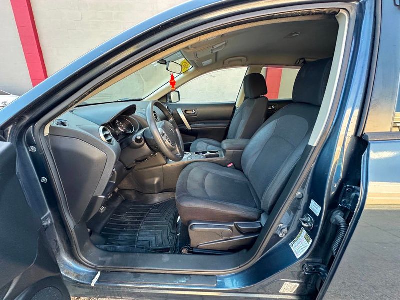 2015 Nissan Rogue Select AWD 4dr S - 22873753 - 14
