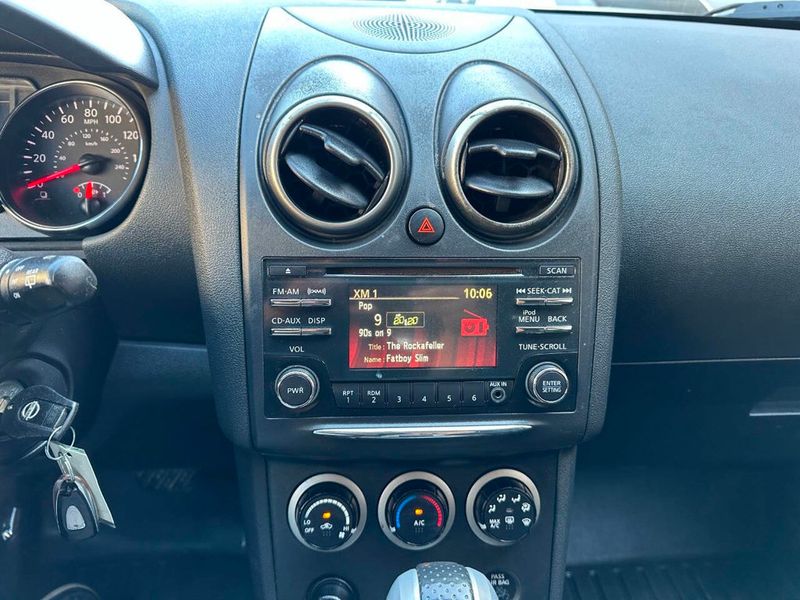2015 Nissan Rogue Select AWD 4dr S - 22873753 - 34