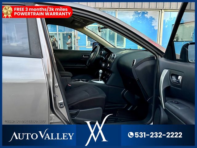 2015 Nissan Rogue Select S Sport Utility 4D - 22939062 - 17