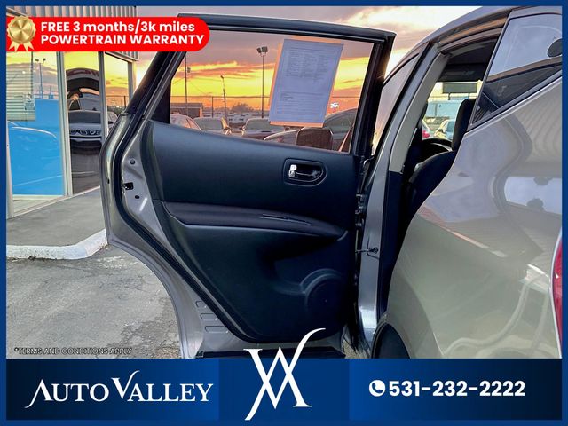 2015 Nissan Rogue Select S Sport Utility 4D - 22939062 - 20