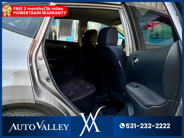 2015 Nissan Rogue Select S Sport Utility 4D - 22992076 - 25