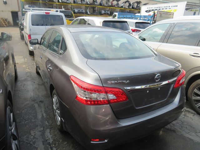 2015 Nissan Sentra 4dr Sedan I4 CVT S - 23051938 - 2
