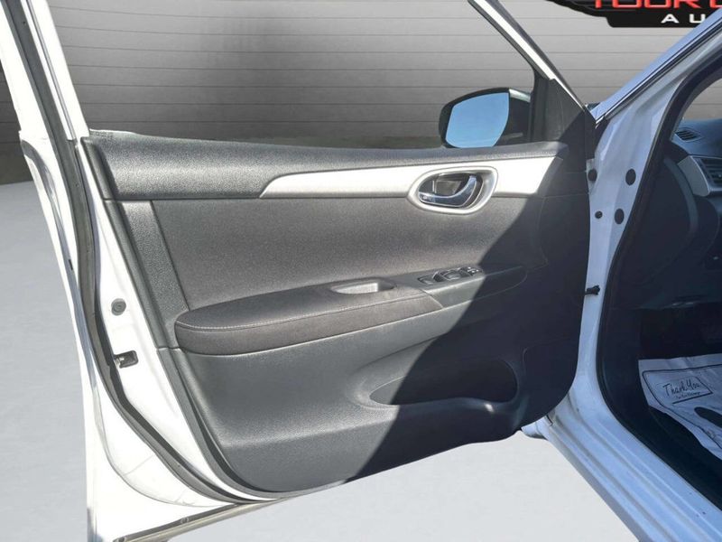 2015 Nissan Sentra 4dr Sedan I4 CVT SL - 22941943 - 9