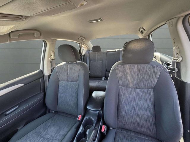 2015 Nissan Sentra 4dr Sedan I4 CVT SL - 22941943 - 11