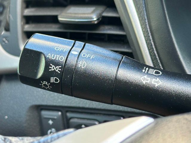 2015 Nissan Sentra 4dr Sedan I4 CVT SR - 22905212 - 31