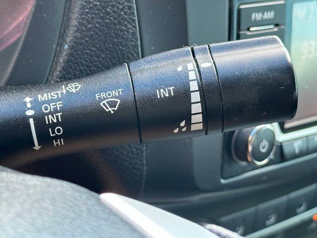 2015 Nissan Sentra 4dr Sedan I4 CVT SR - 22905212 - 32