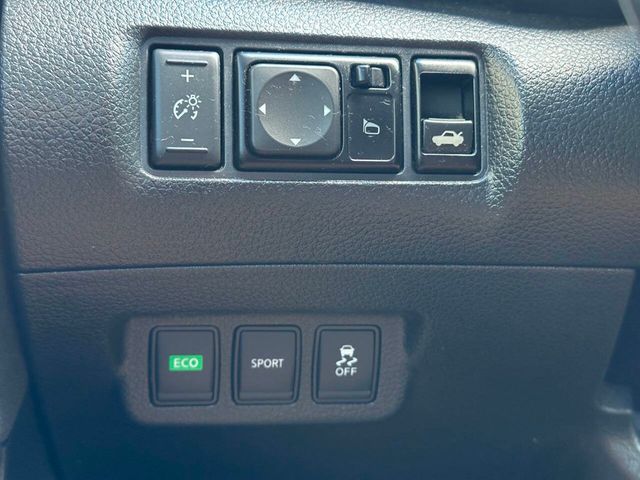 2015 Nissan Sentra 4dr Sedan I4 CVT SR - 22905212 - 33