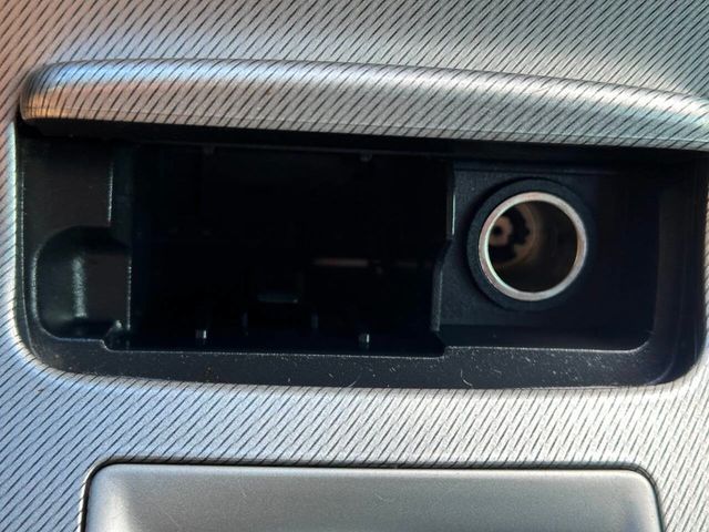 2015 Nissan Sentra 4dr Sedan I4 CVT SR - 22905212 - 41