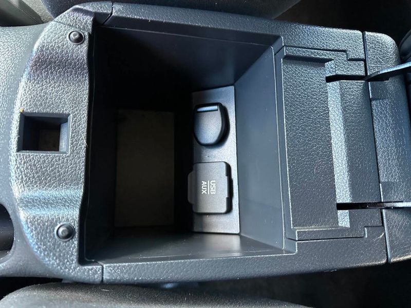 2015 Nissan Sentra 4dr Sedan I4 CVT SR - 22905212 - 45