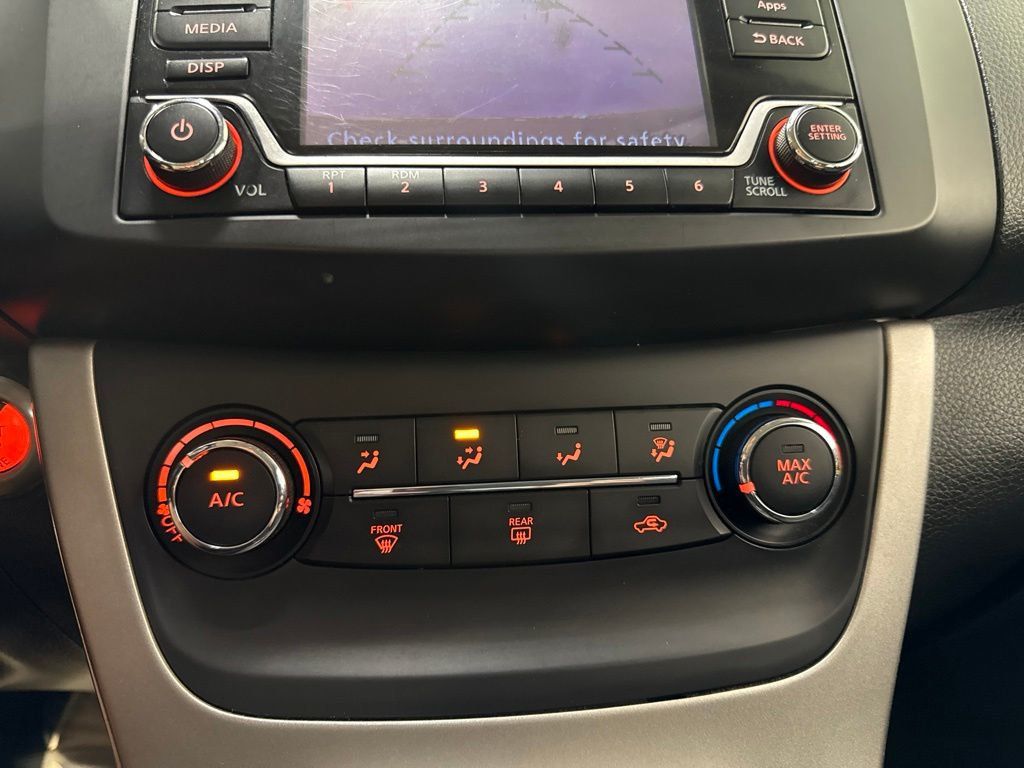 2015 Nissan Sentra 4dr Sedan I4 CVT SV - 23070654 - 15