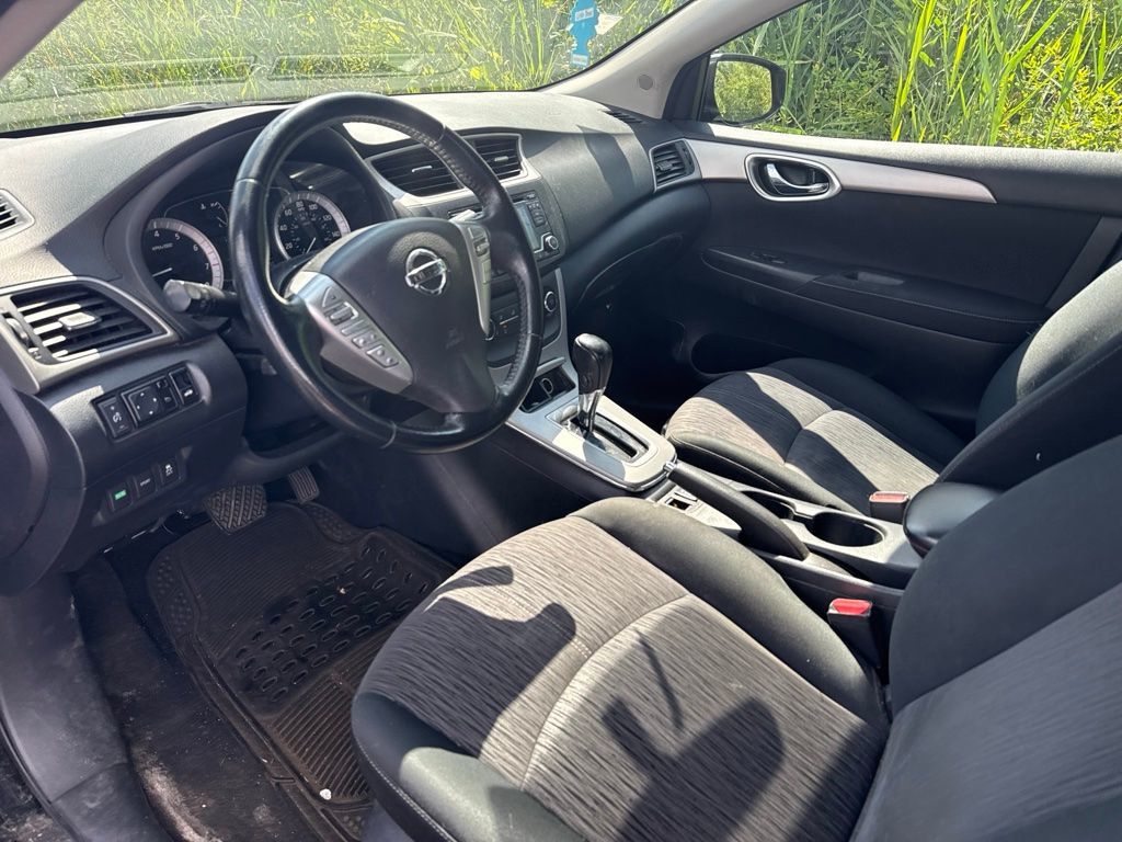 2015 Nissan Sentra 4dr Sedan I4 CVT SV - 23070654 - 5