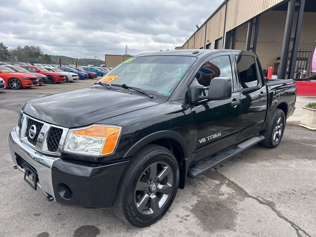 2015 Nissan Titan 2WD Crew Cab SWB SV - 22984842 - 2