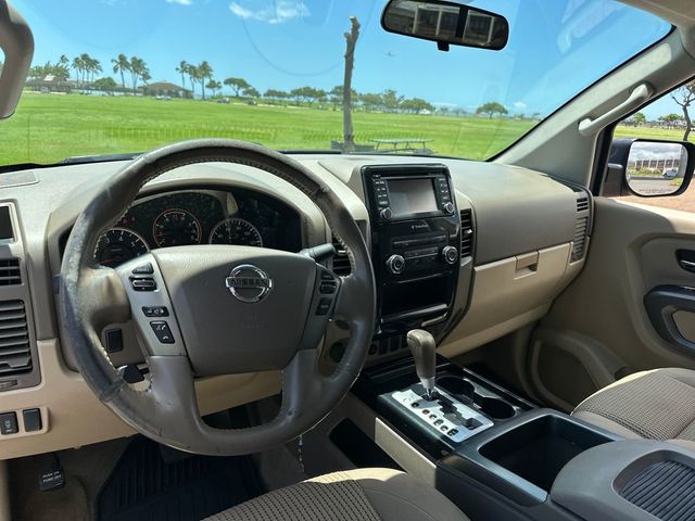 2015 Nissan Titan 2WD King Cab SWB SV - 23020756 - 13