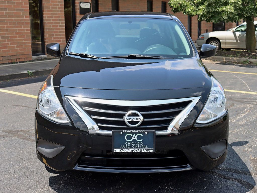 2015 Nissan Versa Sedan 1.6 SV photo 5