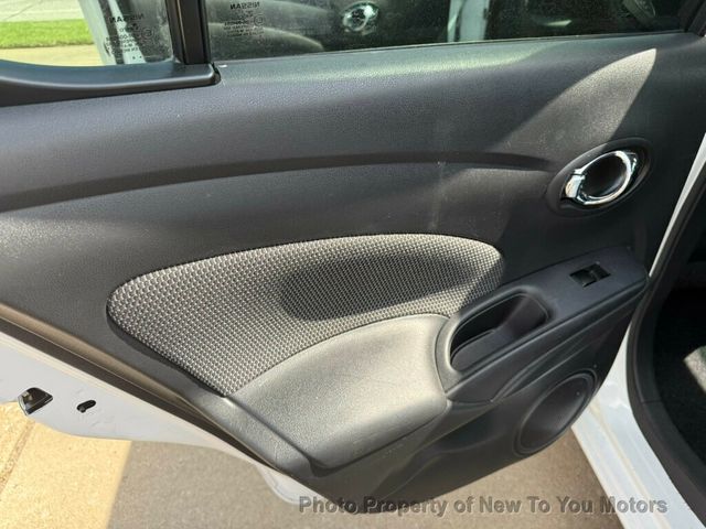 2015 Nissan Versa 4dr Sedan CVT 1.6 SV - 23048787 - 12