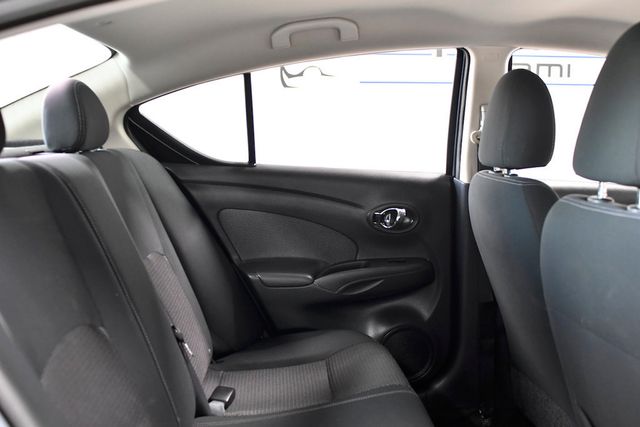 2015 Nissan Versa 4dr Sedan CVT 1.6 SV - 22542264 - 13