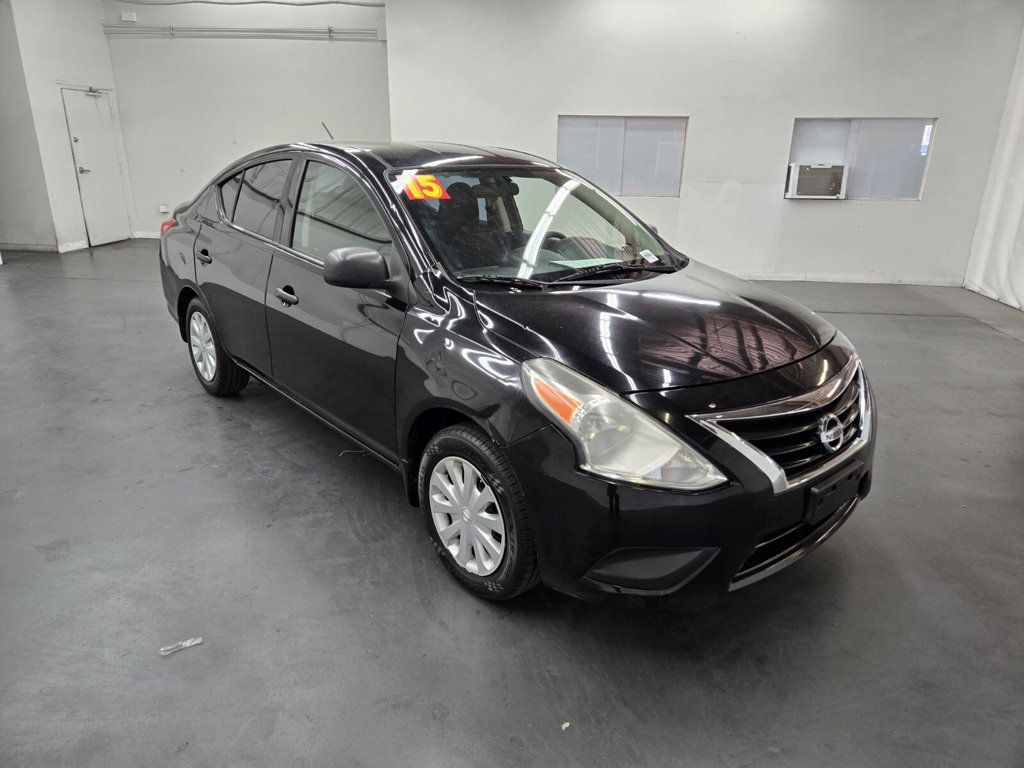 2015 Nissan Versa 4dr Sedan Manual 1.6 S - 22578955 - 3