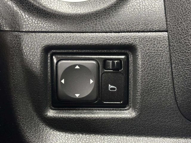 2015 Nissan Versa Note 5dr Hatchback CVT 1.6 SL - 22967028 - 31