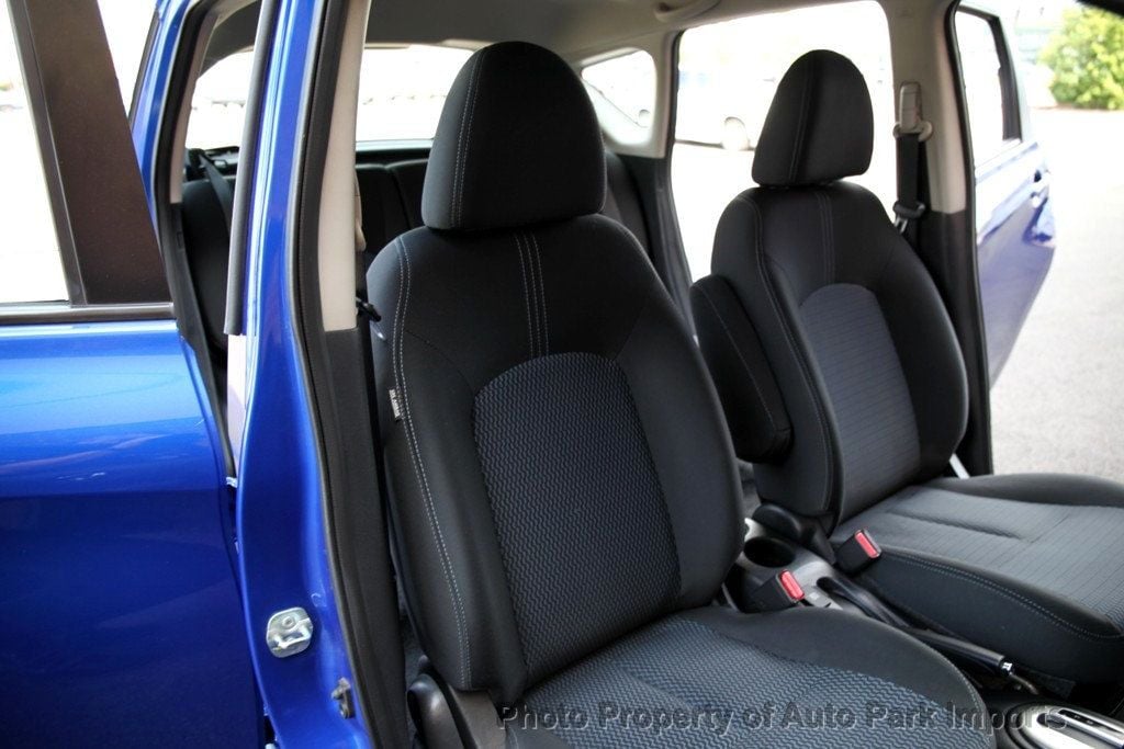 2015 Nissan Versa Note 1.6 SV photo 28