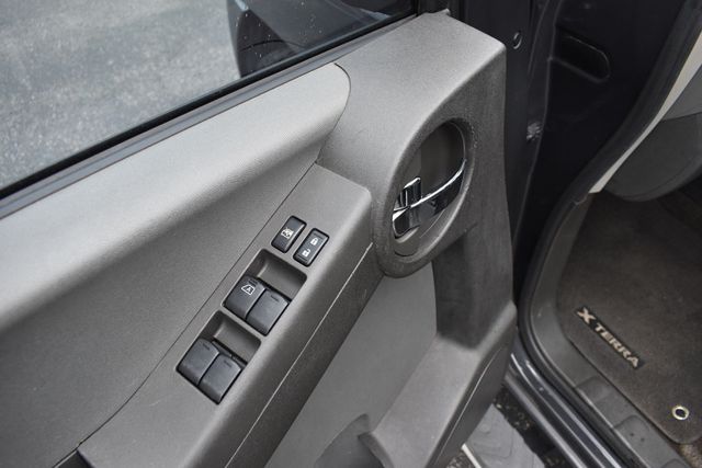 2015 Nissan Xterra 2WD 4dr Automatic S - 23036142 - 8