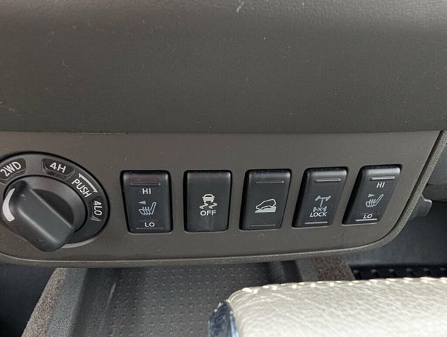 2015 Nissan Xterra Final Year - Best Color - Lowest Miles Anywhere - 23006861 - 26