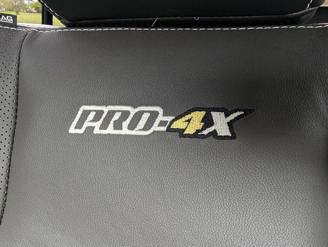 2015 Nissan Xterra Final Year - Best Color - Lowest Miles Anywhere - 23006861 - 30