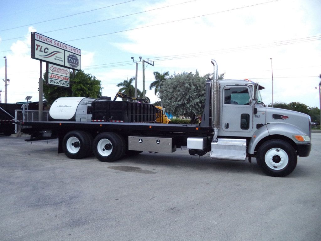 2015 Peterbilt 348 w/ JerrDan 26ft Industrial Carrier  Tandem Axle - 23054794 - 2