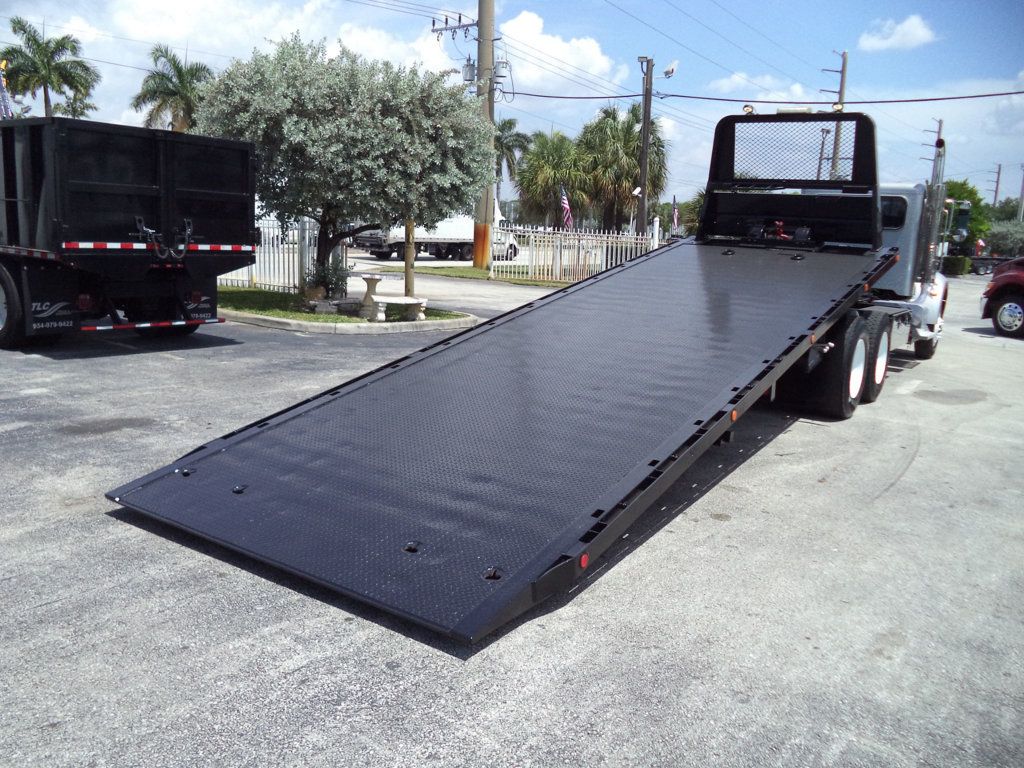 2015 Peterbilt 348 w/ JerrDan 26ft Industrial Carrier  Tandem Axle - 23054794 - 29