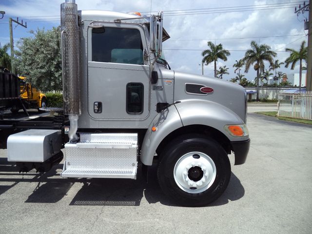 2015 Peterbilt 348 w/ JerrDan 26ft Industrial Carrier Tandem Axle Rollback - 23054794 - 21